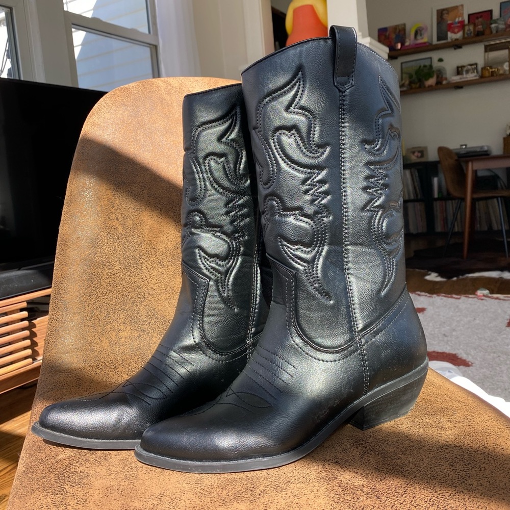 Black Cowboy Boots 10